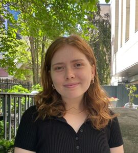 Katherine Delay, who graduated from UofT in 2022, completed the ES&L stream in her first year.