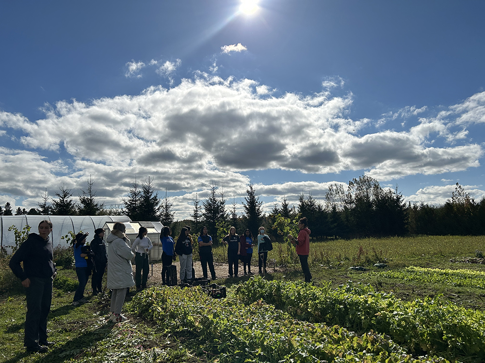 Trinity One students visit the New Farm